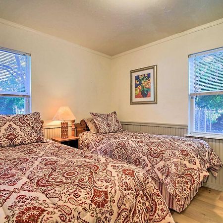 Utopia Family Home, 2 Blocks To Utopia Park! 外观 照片